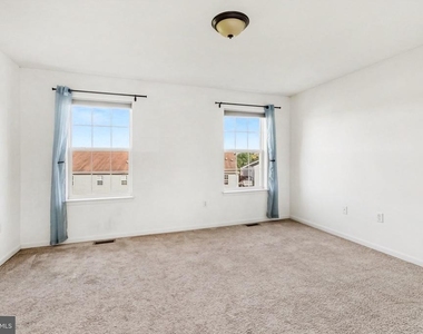6205 Galleon Drive - Photo Thumbnail 16