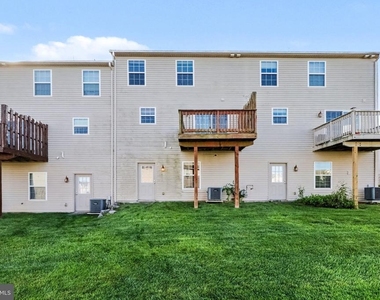 6205 Galleon Drive - Photo Thumbnail 27