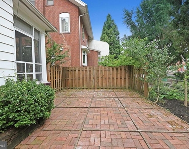34 S 24th Street - Photo Thumbnail 6