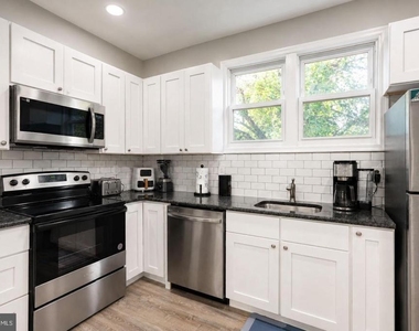 1315 Main Avenue - Photo Thumbnail 5
