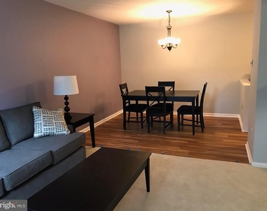 308 Ferris Lane - Photo Thumbnail 8