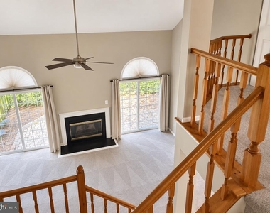 23 Laurel Circle - Photo Thumbnail 8
