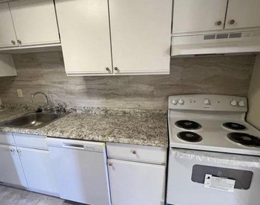 1575 W Street Road - Photo Thumbnail 3