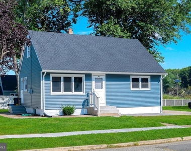 42 Baltusrol Street - Photo Thumbnail 1