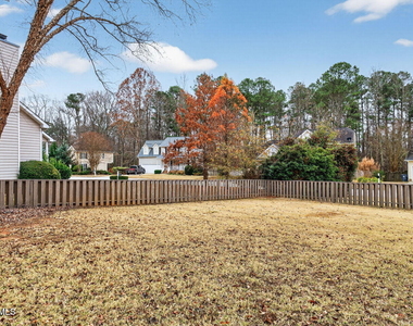 233 Harvester Drive - Photo Thumbnail 20