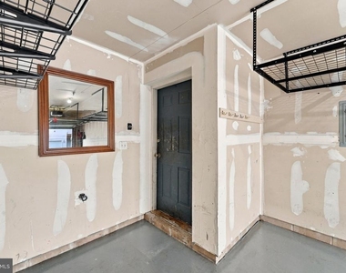 338 Lisa Way - Photo Thumbnail 31