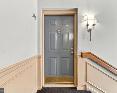 338 Lisa Way - Photo Thumbnail 2