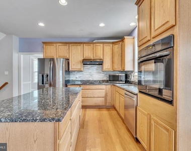 24340 Broad Creek Drive - Photo Thumbnail 5