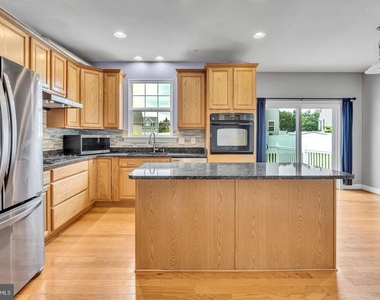 24340 Broad Creek Drive - Photo Thumbnail 4