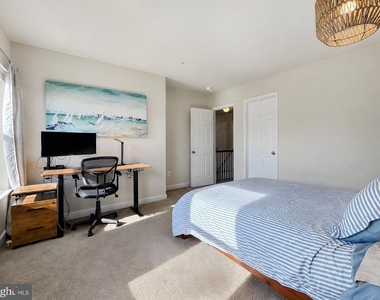 45242 Woodhaven Drive - Photo Thumbnail 21
