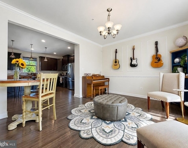 45242 Woodhaven Drive - Photo Thumbnail 39