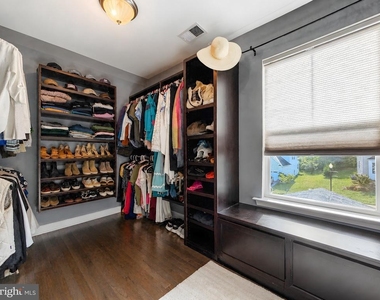 45242 Woodhaven Drive - Photo Thumbnail 14