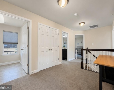 45242 Woodhaven Drive - Photo Thumbnail 31