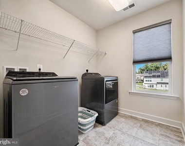 45242 Woodhaven Drive - Photo Thumbnail 33