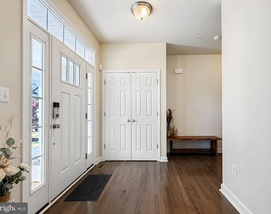 45242 Woodhaven Drive - Photo Thumbnail 35