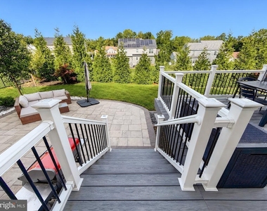 45242 Woodhaven Drive - Photo Thumbnail 73
