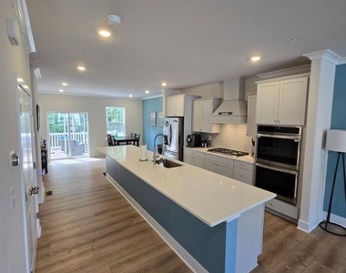 45294 Clearview Way - Photo Thumbnail 1
