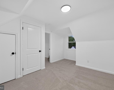 10904 Livingston Road - Photo Thumbnail 16