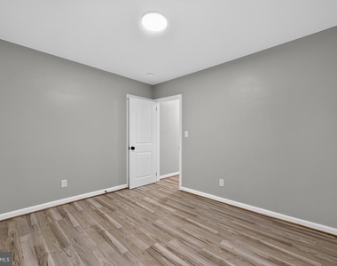 10904 Livingston Road - Photo Thumbnail 14