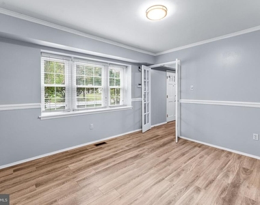 12913 Victoria Heights Drive - Photo Thumbnail 14
