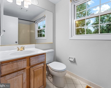 12913 Victoria Heights Drive - Photo Thumbnail 24