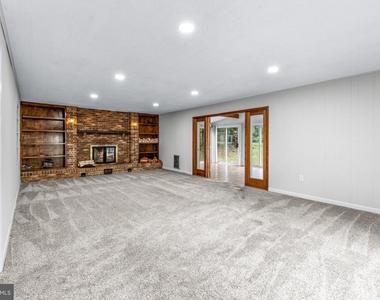 12913 Victoria Heights Drive - Photo Thumbnail 17
