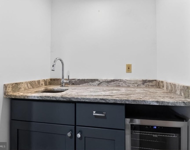 7704 Kitteredge Drive - Photo Thumbnail 5