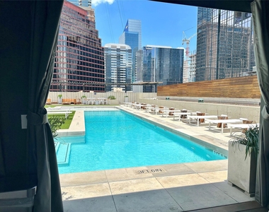 210 Lavaca St - Photo Thumbnail 22