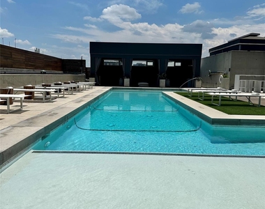 210 Lavaca St - Photo Thumbnail 23