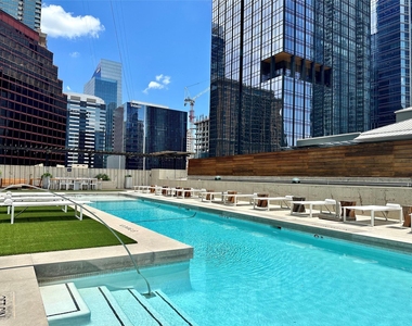 210 Lavaca St - Photo Thumbnail 25