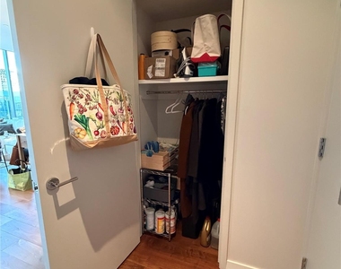 210 Lavaca St - Photo Thumbnail 19