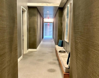 210 Lavaca St - Photo Thumbnail 28