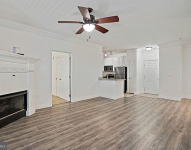 501 Hungerford Drive - Photo Thumbnail 15