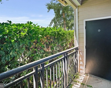 501 Hungerford Drive - Photo Thumbnail 28