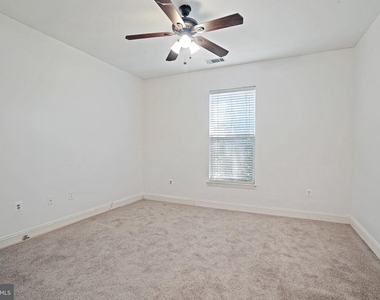 501 Hungerford Drive - Photo Thumbnail 23