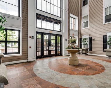 501 Hungerford Drive - Photo Thumbnail 5