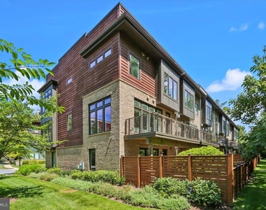 5352 Merriam Street - Photo Thumbnail 35