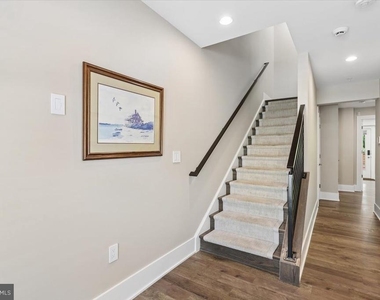 5352 Merriam Street - Photo Thumbnail 6
