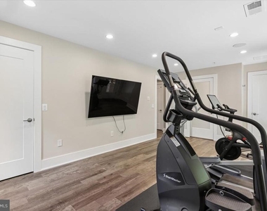 5352 Merriam Street - Photo Thumbnail 8
