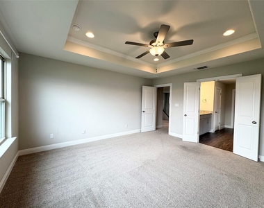 16103 Windroot St - Photo Thumbnail 15
