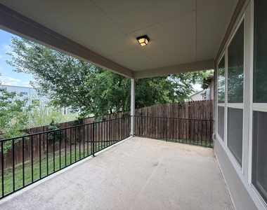 16103 Windroot St - Photo Thumbnail 29