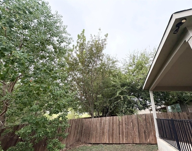 16103 Windroot St - Photo Thumbnail 30