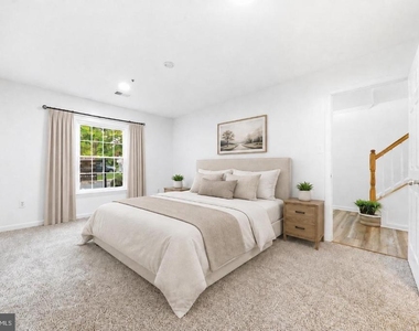 20207 Yankee Harbor Place - Photo Thumbnail 3