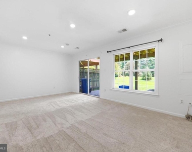 20207 Yankee Harbor Place - Photo Thumbnail 10