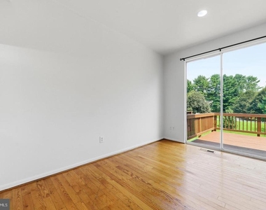 20207 Yankee Harbor Place - Photo Thumbnail 25