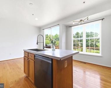 20207 Yankee Harbor Place - Photo Thumbnail 21