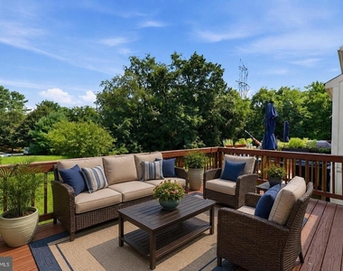 20207 Yankee Harbor Place - Photo Thumbnail 52