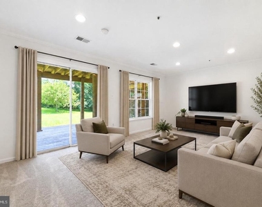 20207 Yankee Harbor Place - Photo Thumbnail 8