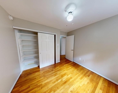 553 Monet Drive - Photo Thumbnail 12
