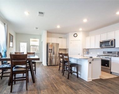 14020 Neskar Dr - Photo Thumbnail 2